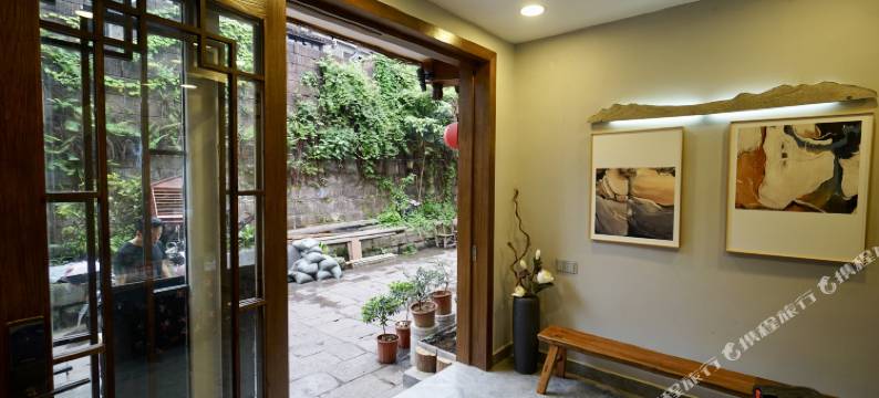 凤凰我行其野长志江景客栈图片