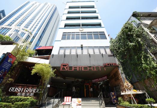 Ruamchitt Plaza Hotel Hotel Overview