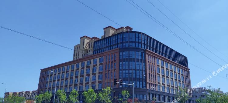 白玉兰酒店(日照港灯塔景区连云港路店)图片