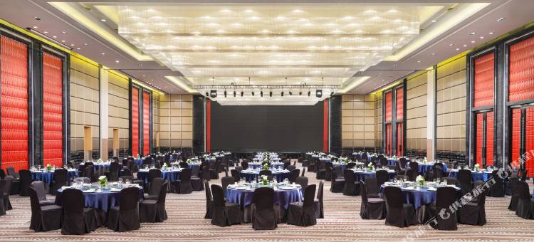 青岛富力艾美酒店图片