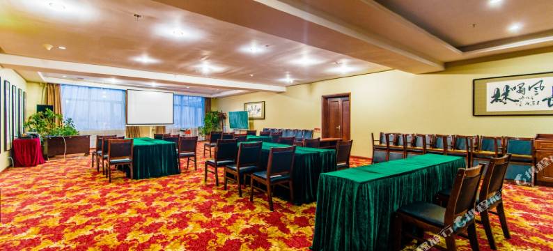 呼伦贝尔全国冬夏令营基地王朝酒店图片