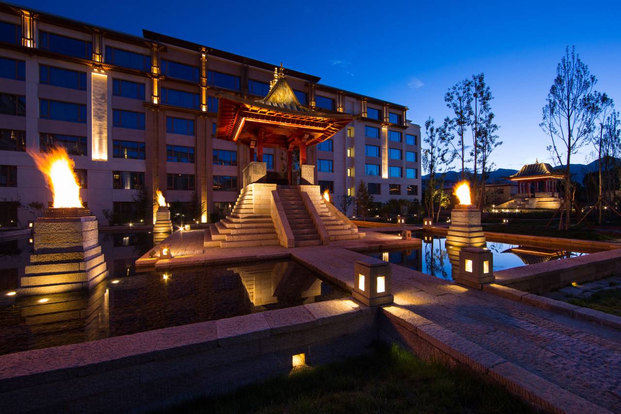 拉萨香格里拉大酒店图片