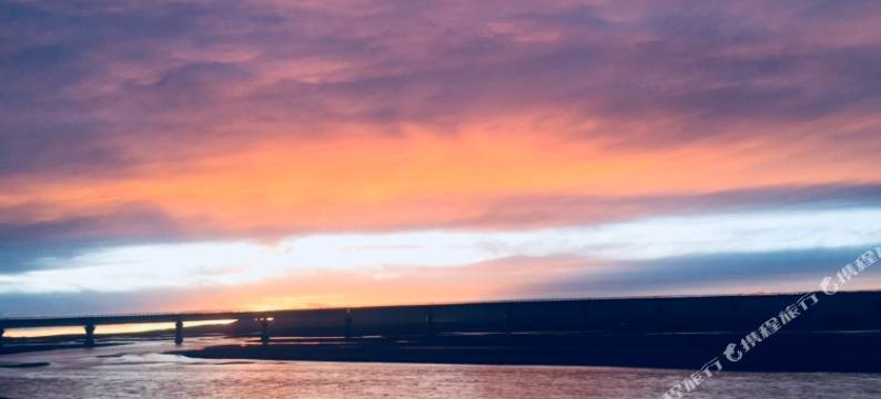 格尔木318沱沱河自驾车营地图片