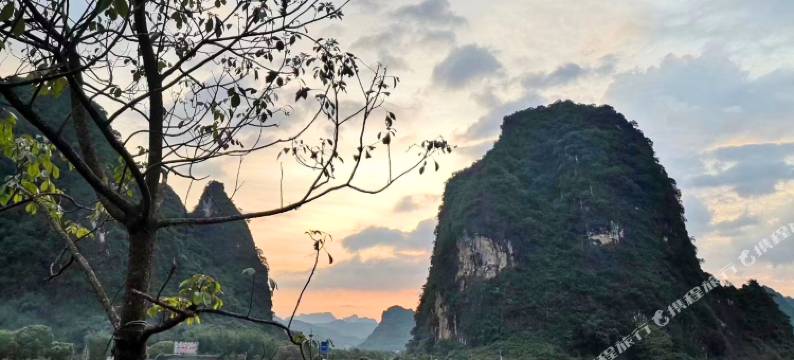 野森热气球营地图片