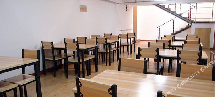 速8酒店(大连星海广场店)图片