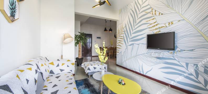 彼岸花之家公寓(金榕南路分店)图片