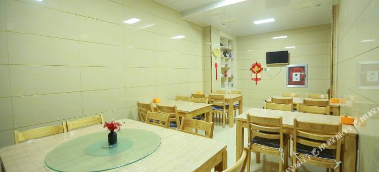 畅晴酒店(北戴河刘庄夜市店)图片