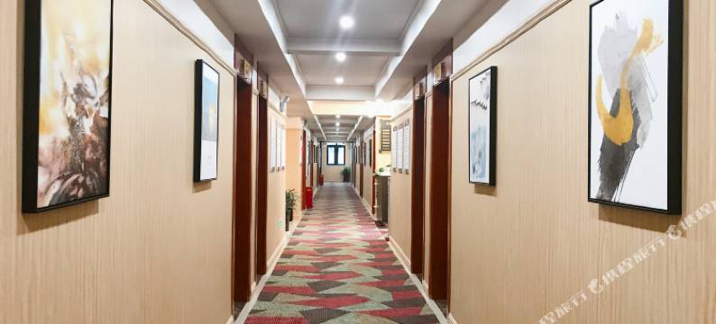 邻水向家酒店图片