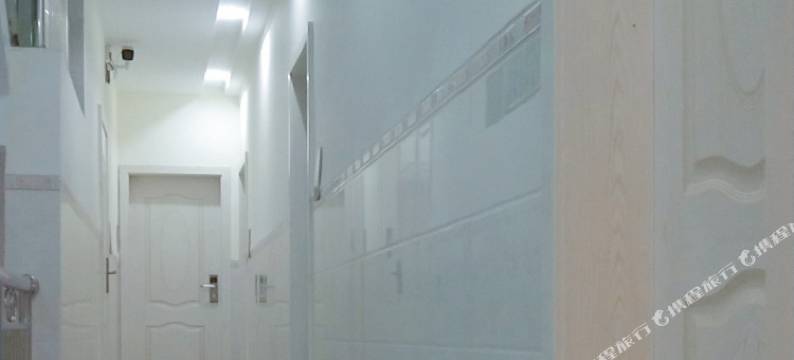 富宁富城假日酒店图片