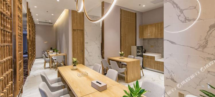 哥仑步酒店(福州左海西湖公园店)图片
