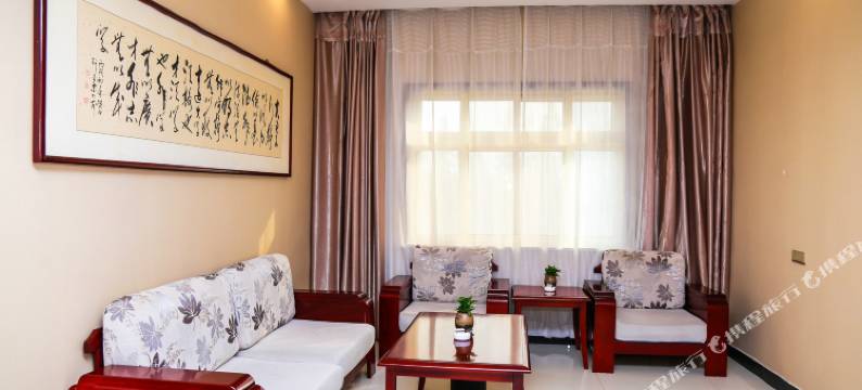 舞钢道之合矿山酒店图片