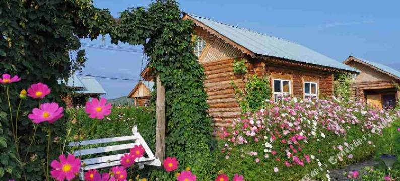 额尔古纳恩和朋来客栈图片