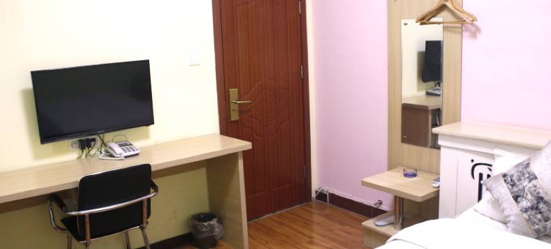 顺为快捷宾馆(嘉峪关大唐美食街店)图片