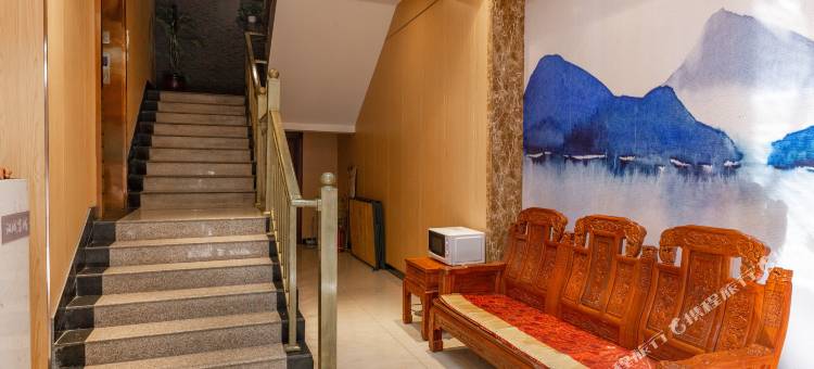 安康汉江之城酒店(火车站店)图片