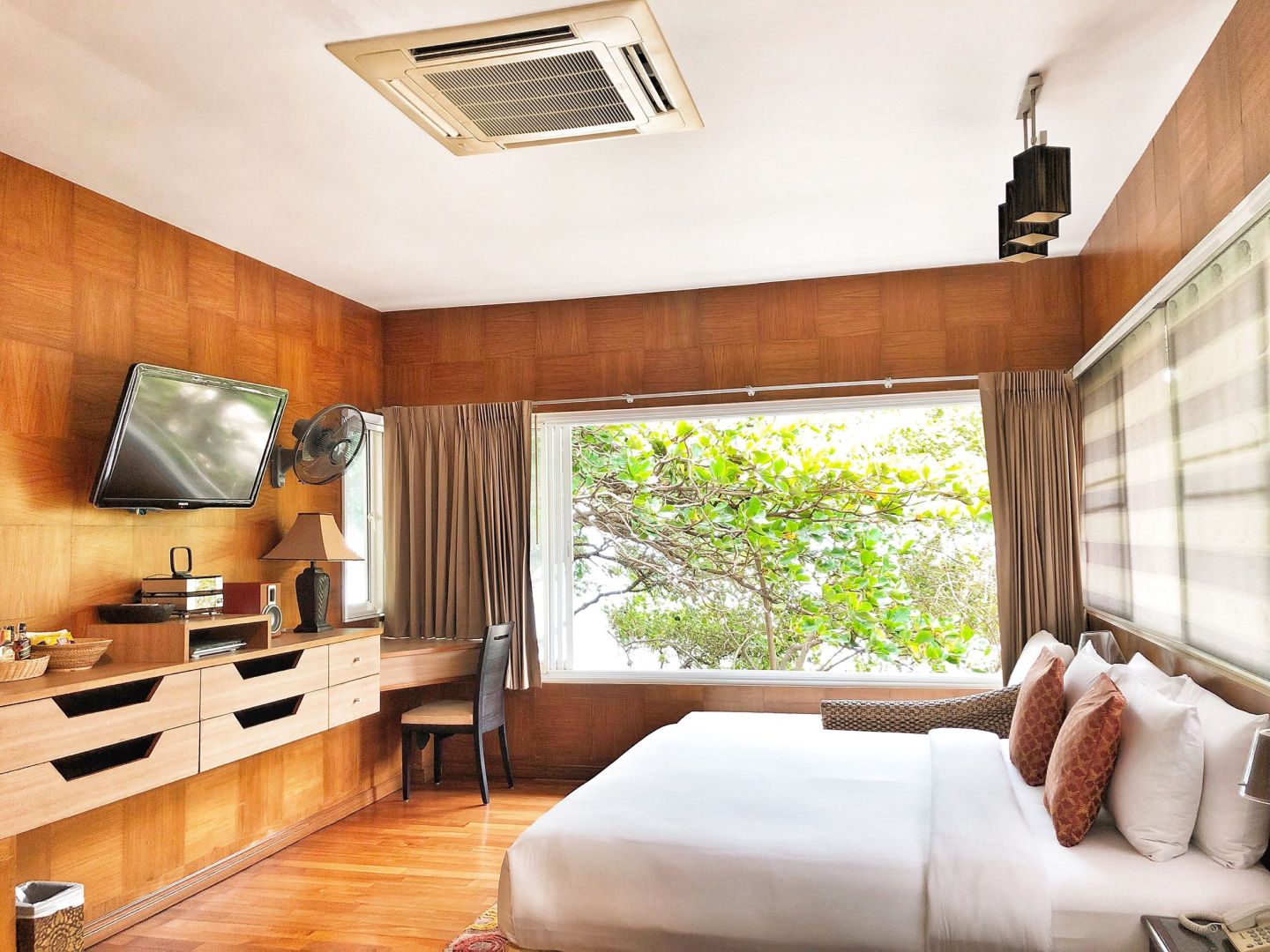 Birds and Bees Resort Over view