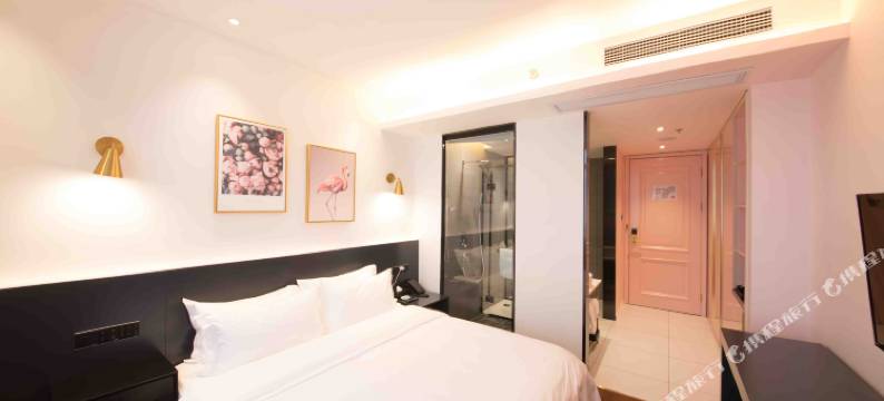 湖州曼安尼酒店(中国织里童装城店)图片