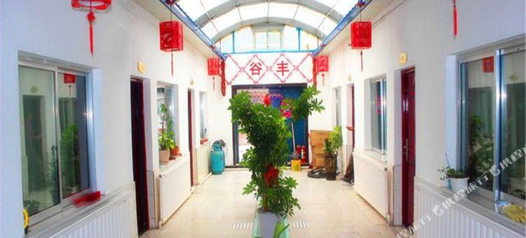 嘉峪关百聚休闲山庄图片
