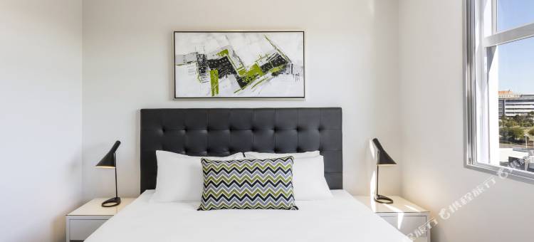 布里斯班乌龙戈巴盛橡套房酒店(Oaks Brisbane Woolloongabba Suites)图片