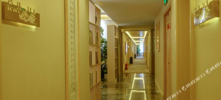 阜阳茉莉芦花商务酒店(万达广场生态乐园店)图片