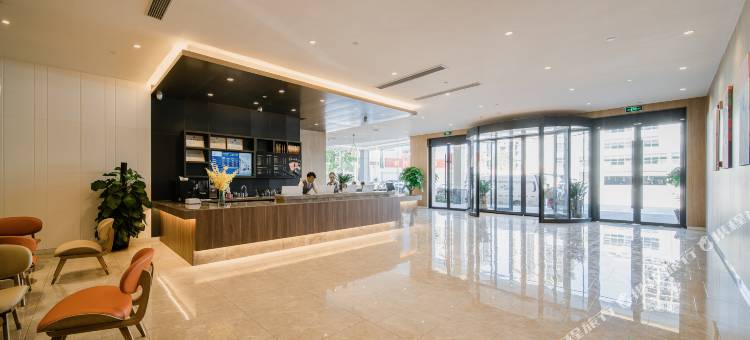 汉庭优佳酒店(福州大学城上街地铁站店)图片
