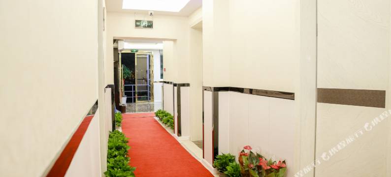 杭州美天精选酒店(龙湖紫荆天街三墩地铁站店)图片