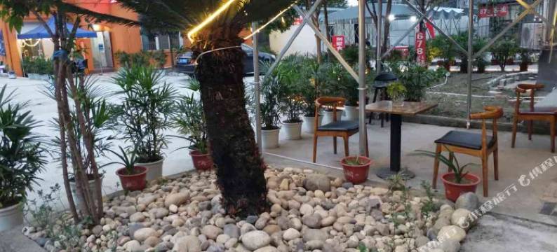 成都正立民宿(茶店子客运站店)图片