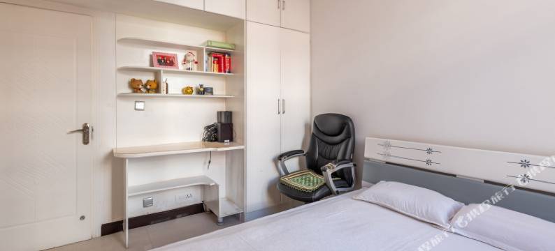 阿拉善额济纳旗胡杨两室两厅民宿图片