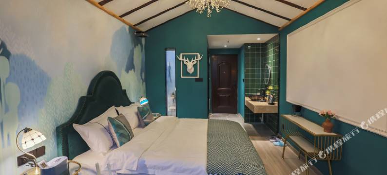 嘉美空间影院酒店(武汉欢乐谷店)图片