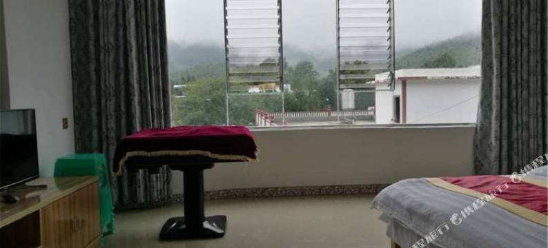 毕节郝章县花海民宿图片