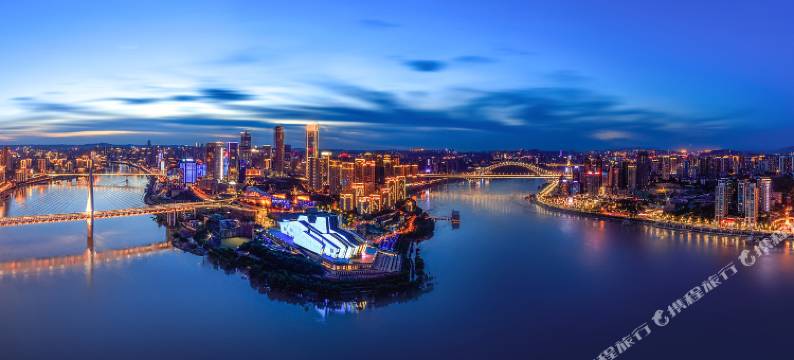 重庆YI·SU设计公寓图片