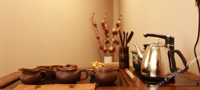 欣悦主题宾馆(机场新天润罗马天街店)图片