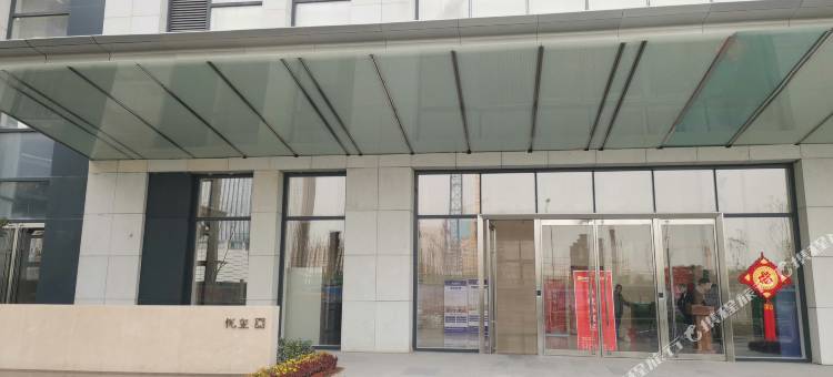 云朵轻奢酒店(万象城奥体中心店)图片