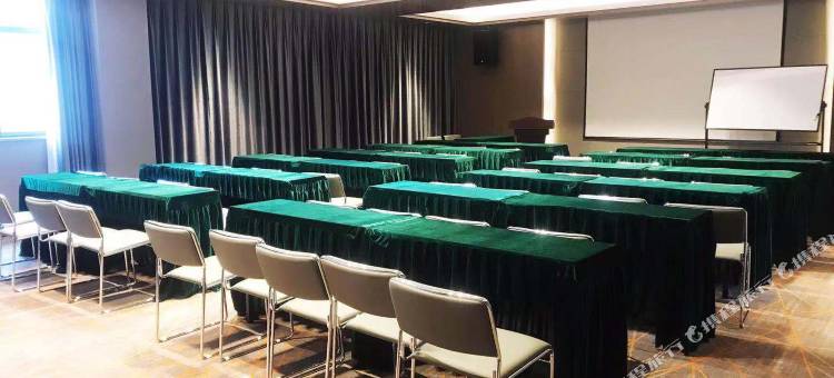 宜尚酒店(鹤城区怀化职业技术学院店)图片