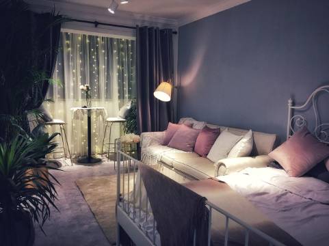 满满幸福公寓(上海张杨路店)