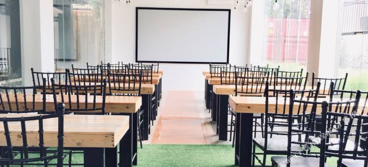 集装箱生态酒店(Containers by Eco Hotel)图片