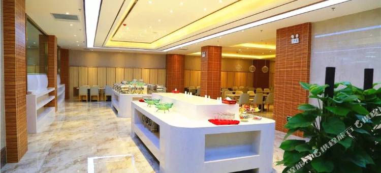 红楼大酒店(乌鲁木齐铁路局地铁站店)图片