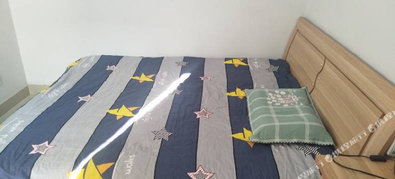 淄博热火青年都市民宿图片