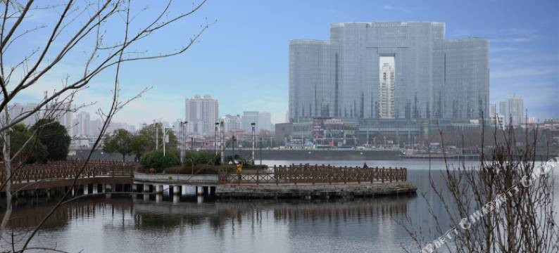 希亚华瑞酒店(安顺虹山湖景区店)图片