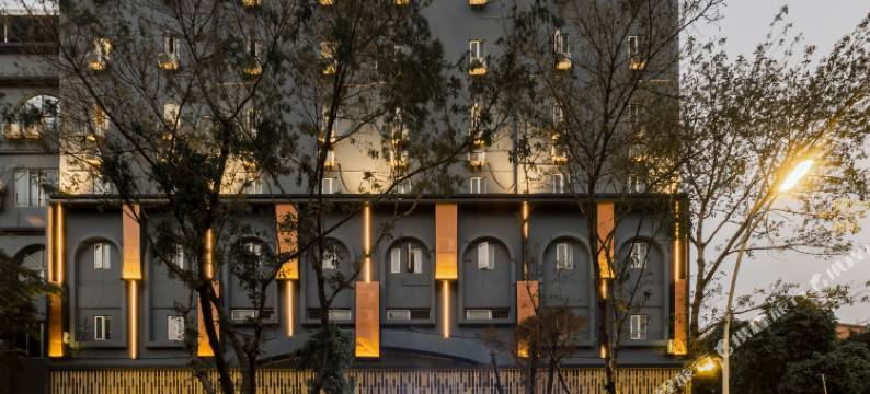 V酒店(广州天河客运站华南理工大学店)图片