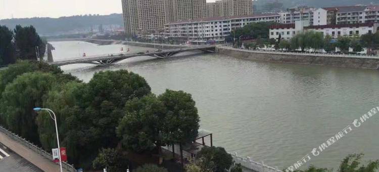 如家酒店·neo(新昌江滨中路大佛寺店)图片