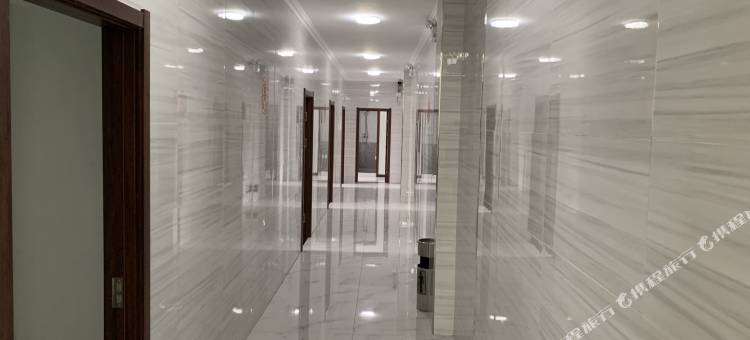 本溪县贺宾宾馆(铁刹山站店)图片