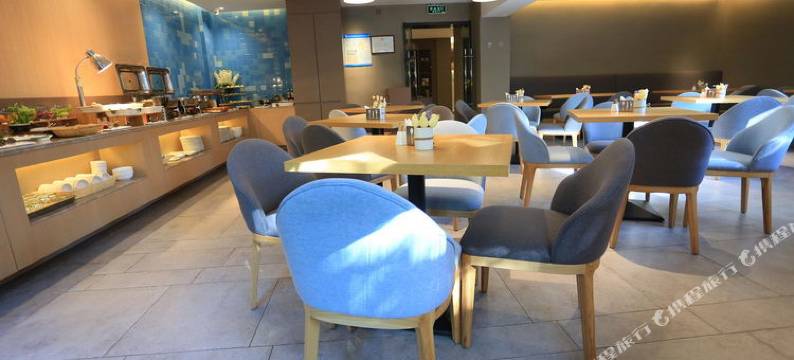 如家酒店·neo(青岛红岛高铁站国际会展中心店)图片