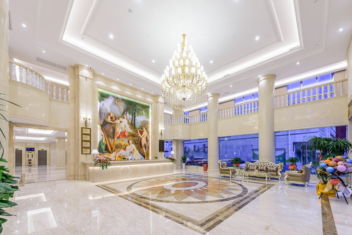 Vienna International Hotel (Wuxuan Chengbei Road) Over view