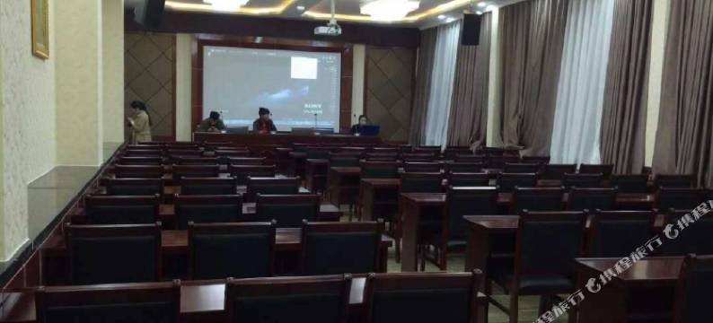 卓尼巴桑大酒店图片