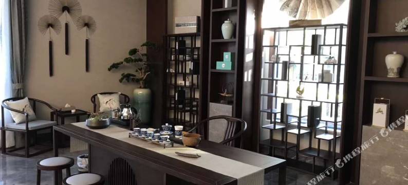 隆之润假日酒店图片