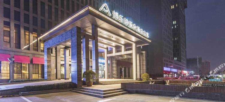 郑州正弘城博乐诗亚朵酒店图片