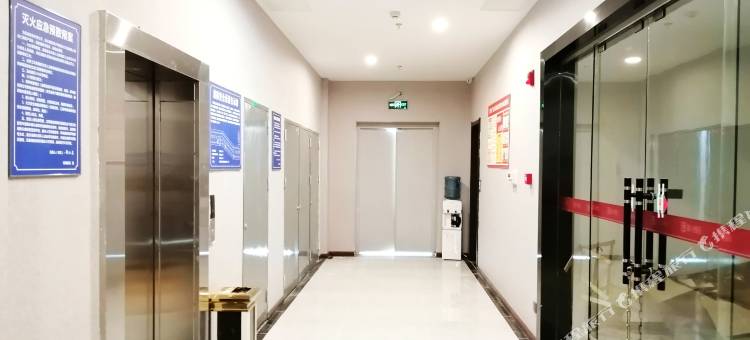 华美酒店(广安南站店)图片