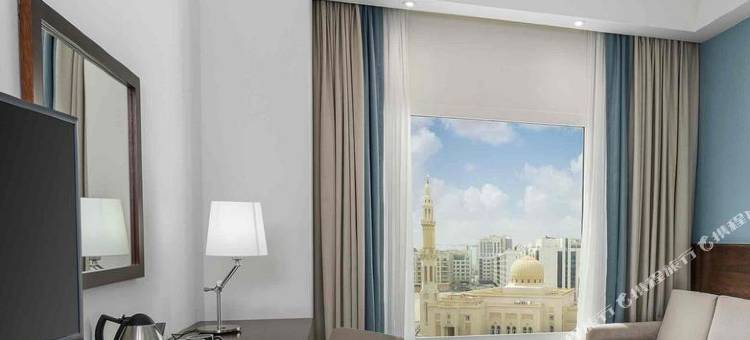 迪拜阿尔巴沙希尔顿欢朋酒店(Hampton by Hilton Dubai Al Barsha)图片