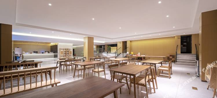 盛铂仕丹酒店(青城山景区高铁站店)图片