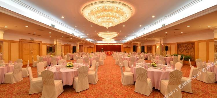 上海尊茂酒店(世纪大道店)图片